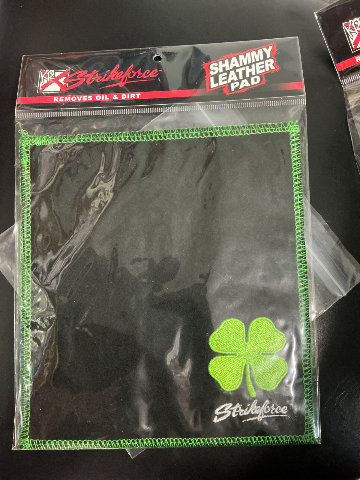 Shammy leather pad shamrock